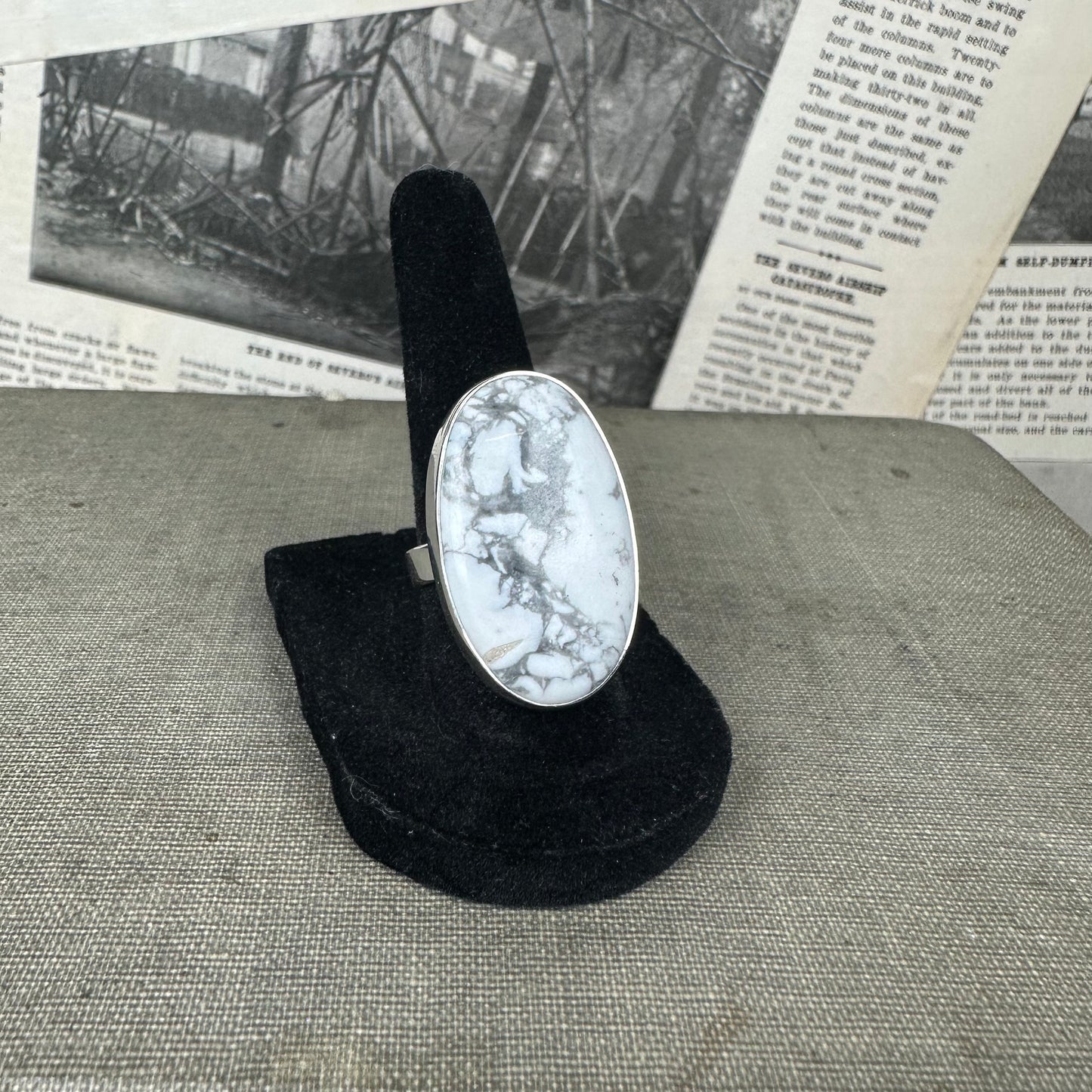 Howlite Ring (Adjustable Size)
