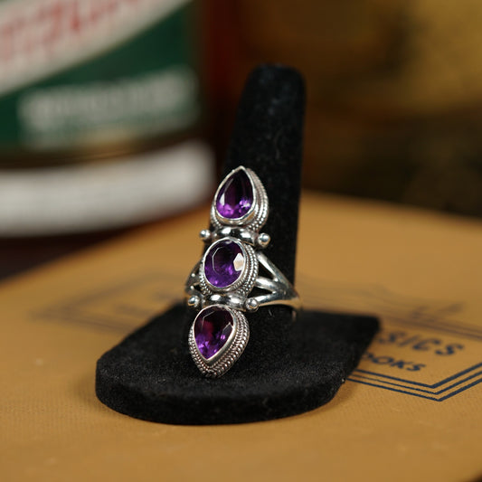 Amethyst - Size: 9