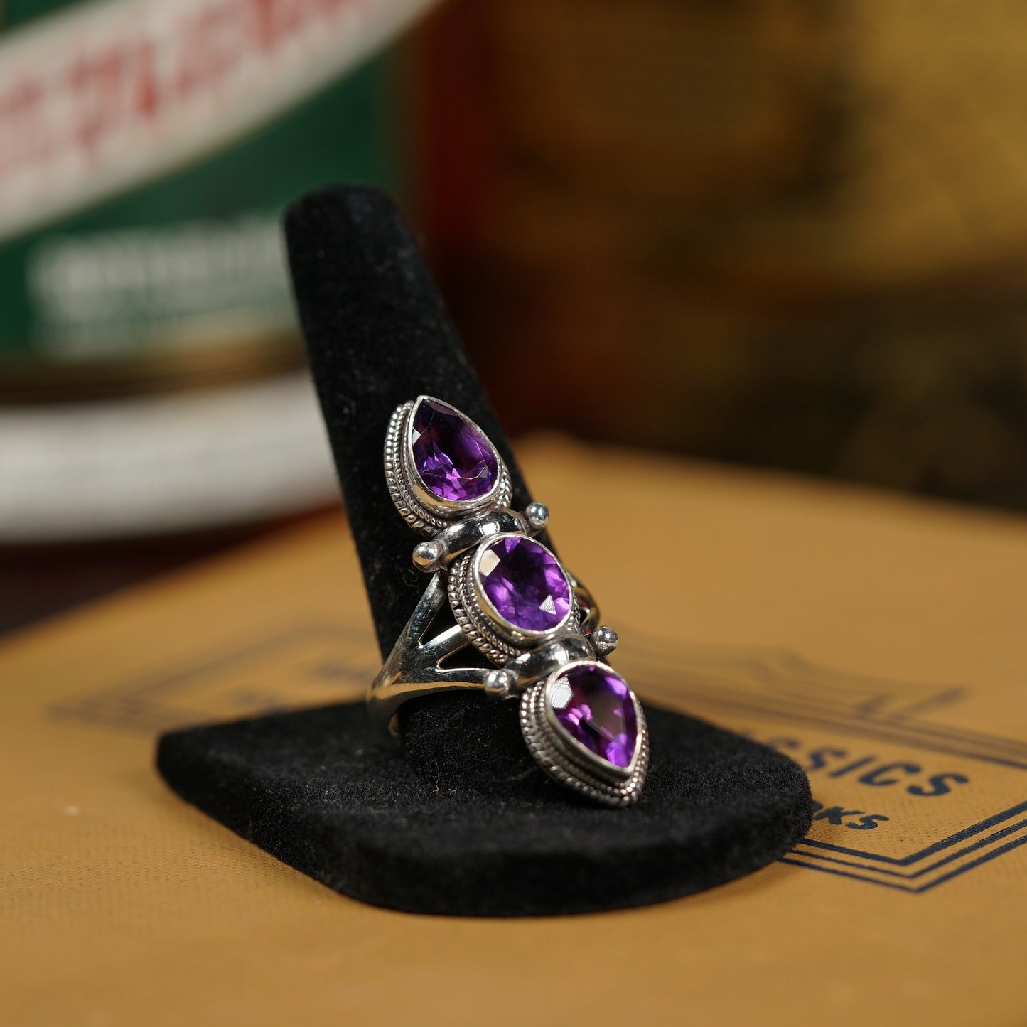 Amethyst - Size: 9