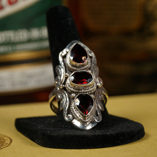 Garnet - Size: 11