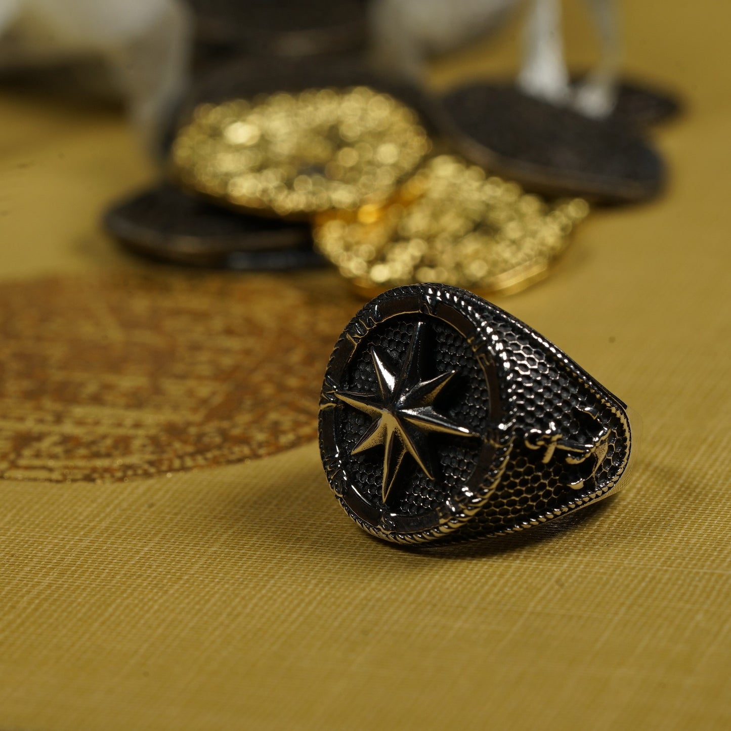 Compass Rose - Size: 8.5