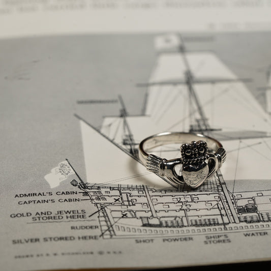 Claddagh - Size: 5